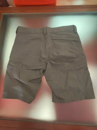 Pantalón corto trekking Salomon beige