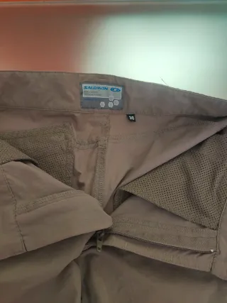 Pantalón corto trekking Salomon beige