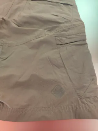 Pantalón corto trekking Salomon beige