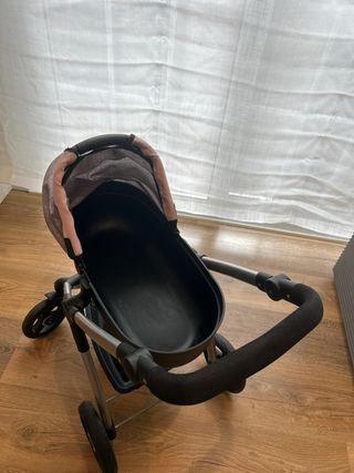 Carro de juguete para muñecas