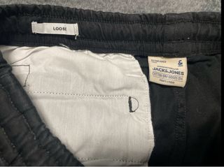 3 Pantalones Talla S/M Jack&Jones, Jordan y Zara