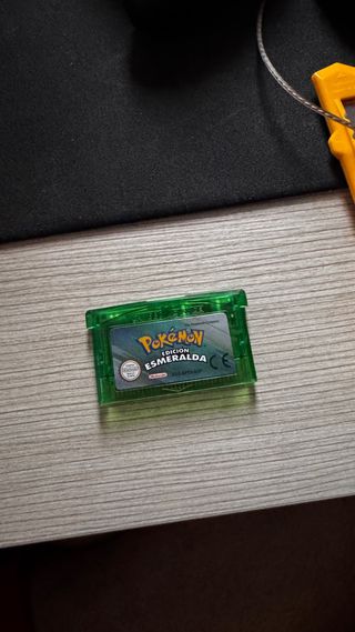 Pokemon Esmeralda Español GBA Nintendo