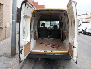 Furgoneta Ford Transit Connect 2006 (amarilla)