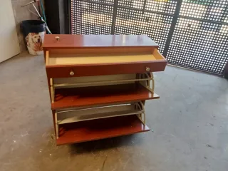 Mueble zapatero con cajón de madera