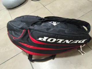 Mochila pádel negra, blanca y roja