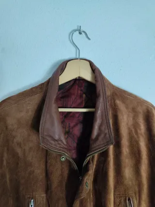 Chaqueta de ante marrón