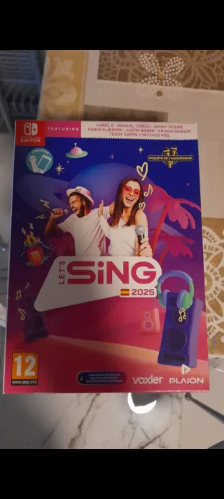 Let's Sing 2025 + 2 micrófonos Switch