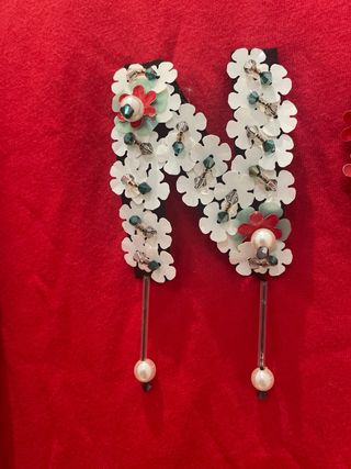 Camiseta Bershka roja con lentejuelas