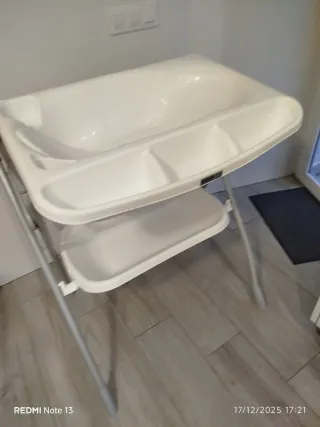 Cambiador bebé con bañera CAM