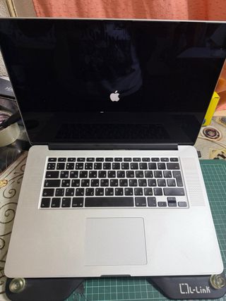 MacBook Plata Apple