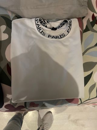 Lote Ropa Hombre XXL: Pantalón Negro y Chaquetas