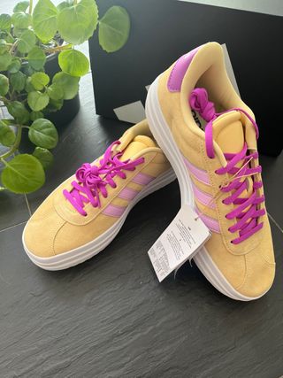 Zapatillas Adidas plataforma talla 40