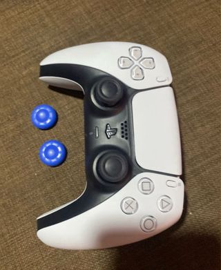 PS5 con lettore, controller e FIFA. GARANZIA