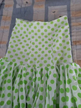 Falda Flamenca Lunares Verde y Blanca