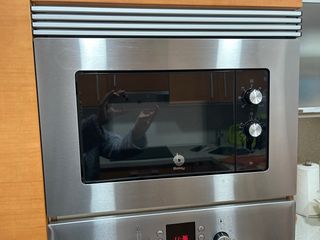 Horno y Microondas Integrado