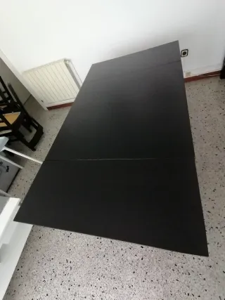 Mesa de comedor extensible negra