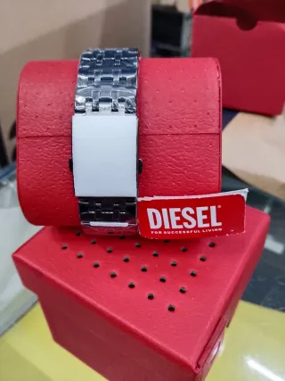 Reloj Diesel Plata y Blanco