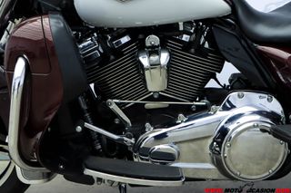 HARLEY-DAVIDSON ROAD KING CLASSIC