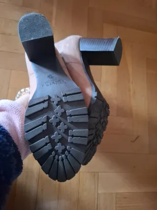 Botas ante tacón ancho beige T38