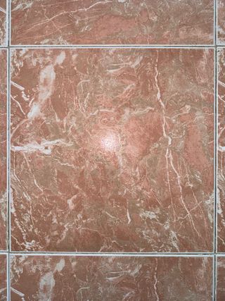 URGENTE BUSCO ESTA BALDOSA