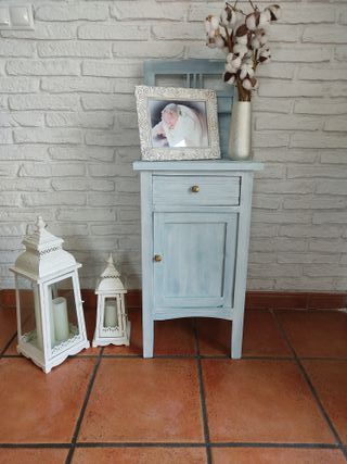 Mesita de noche Petra