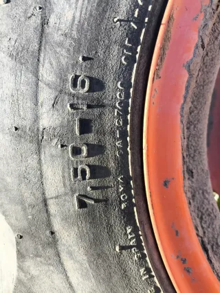 Llanta de dumper 5 tornillos