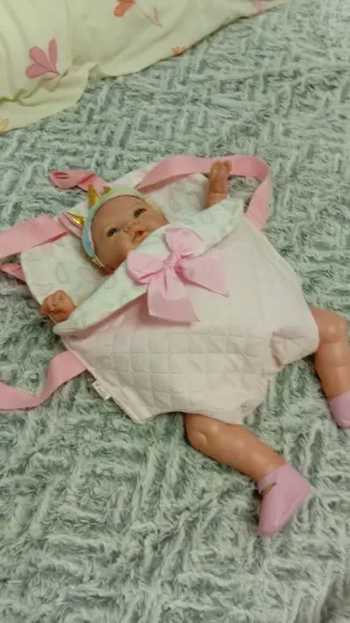 Carrito de bebé rosa sin muñeca