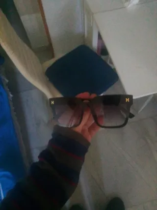 Gafas de sol H negras