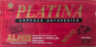 Colchão Casal + Estrado com 6 pés