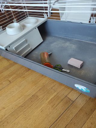 Jaula Cobayas 86x48cm Base Buen Estado