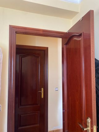 6 Puertas de madera inter. Con marco