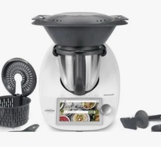 Thermomix TM6 en perfecto estado con accesorios