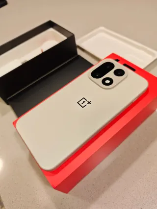 OnePlus 15