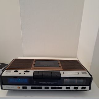 Radio Reloj Casete Orion Modelo 621