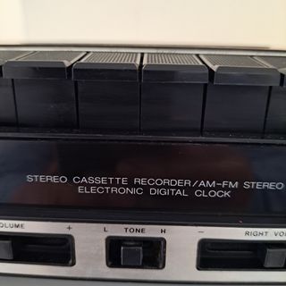 Radio Reloj Casete Orion Modelo 621