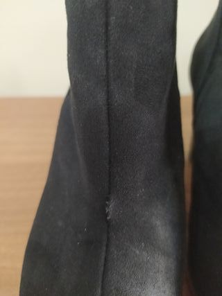 Botines negros de tacón