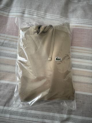 Conjunto Sudadera y Pantalón Lacoste Beige