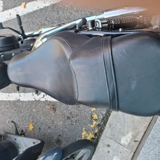 Asiento Harley Davidson Iron 883