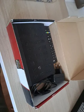 Opticum AX300 Receptor Satélite DVB-S2 Full HD