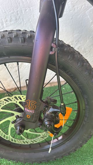 Bicicleta Commencal Ramones 16 Morada