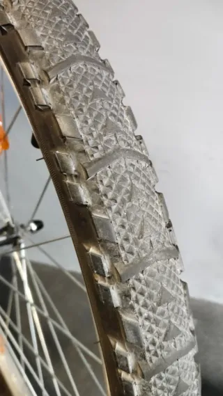 Rueda  26" delantera