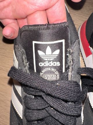 Zapatillas Adidas USA 84 Negras Rojas