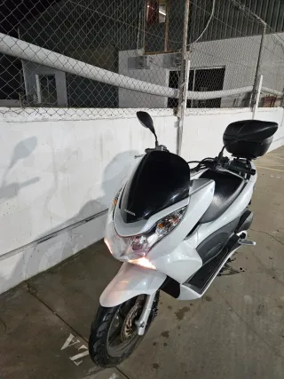 Honda PCX 125cc Blanca
