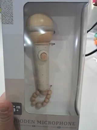 Micrófono de madera Label Label 6m+