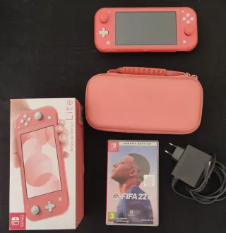 Nintendo Switch Lite Coral + FIFA 22