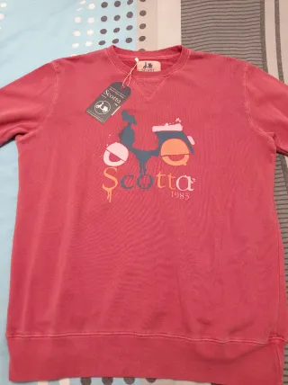 Sudadera Scotta Talla XS. Unisex. Color coral