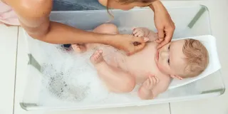 Soporte bañera Stokke FlexiBath recién nacido