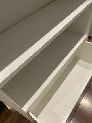 Librería Billy Ikea con cajón blanco