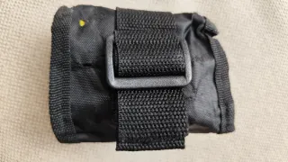 Candado de moto amarillo con funda