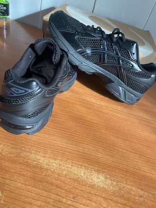 Zapatillas ASICS Negras Deportivas Running